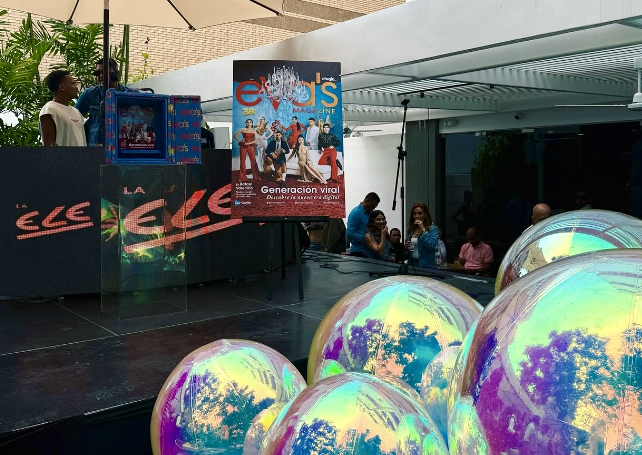 Eva’s Magazine celebró 38 años de vanguardia editorial vestida de Denim y junto al talento de la nueva era digital venezolana