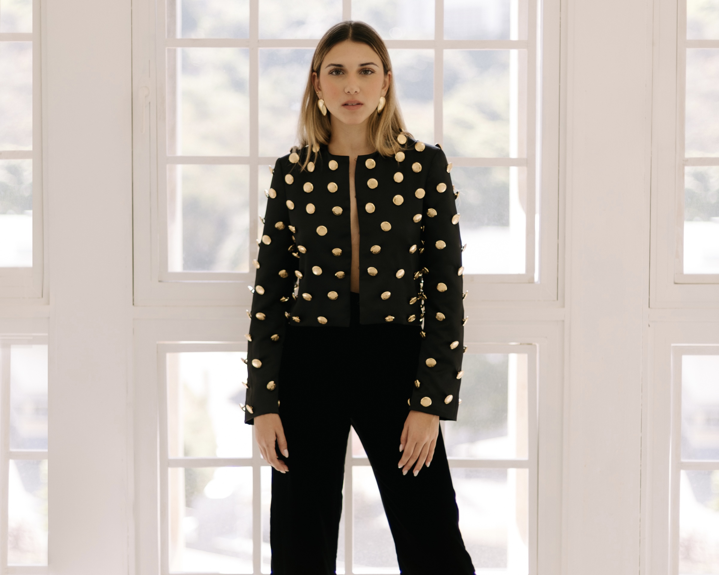Nathalia Forkin cuenta historias y honra sus raíces con la colección “Ruhna”
