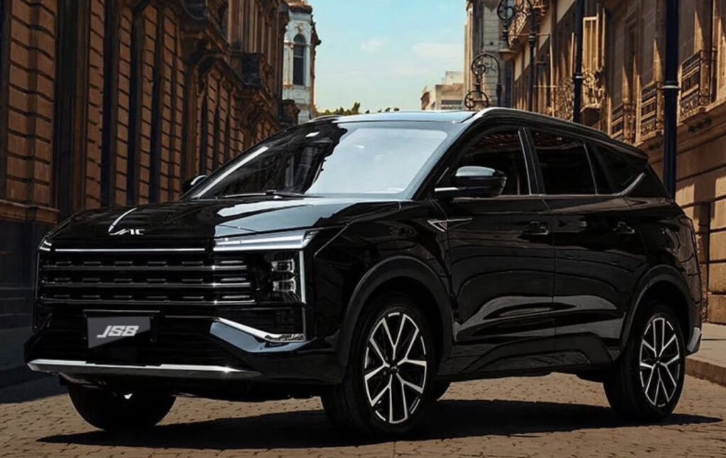 María de las Nieves Rodríguez: Al volante de JAC Motors