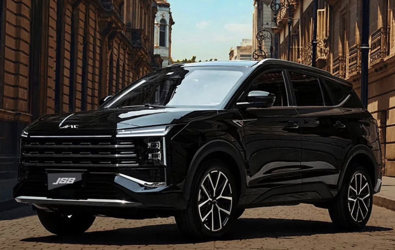 María de las Nieves Rodríguez: Al volante de JAC Motors