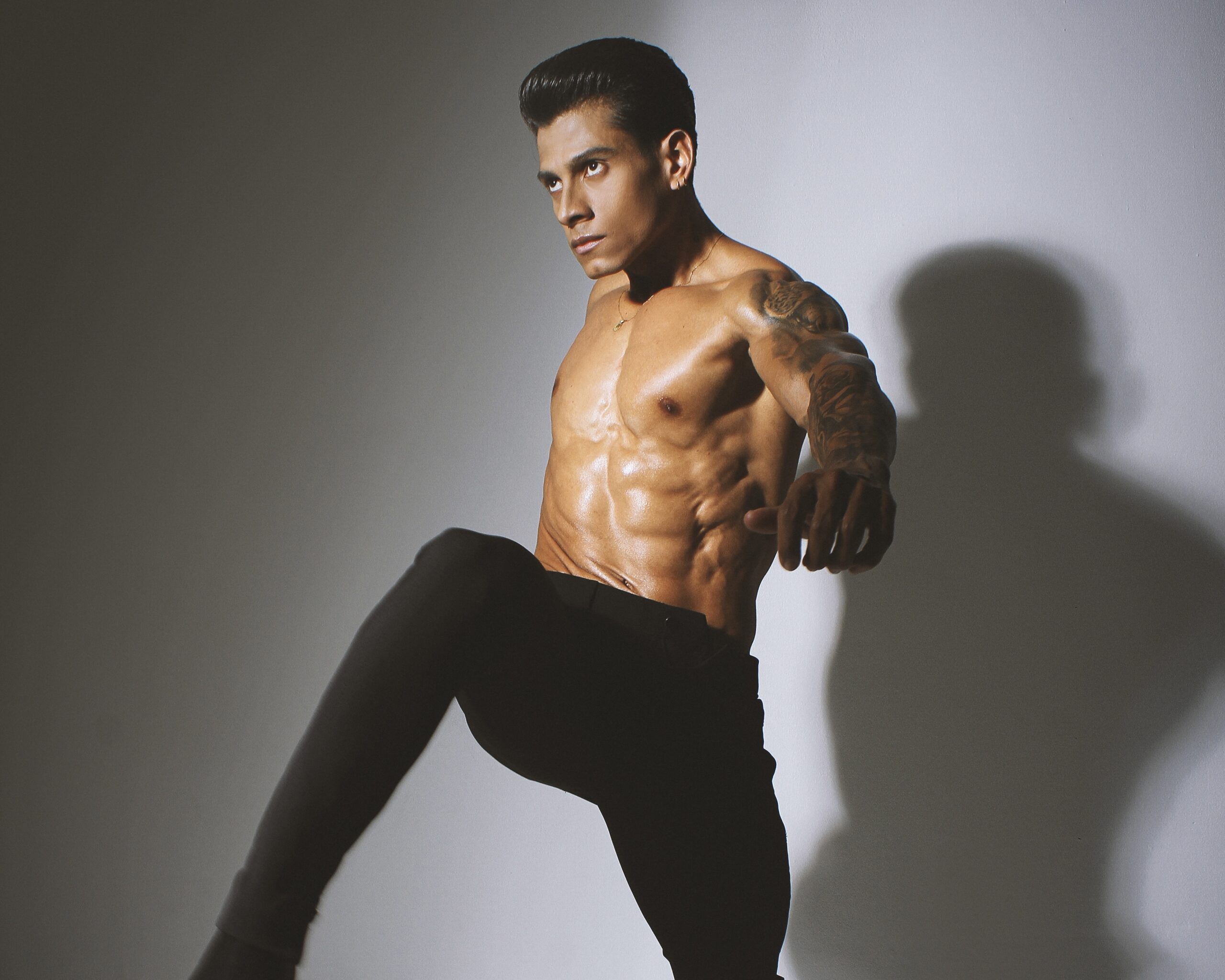 Jesús Niño: Mister Linares Alcántara por la bufanda del Mister Handsome Aragua 2025