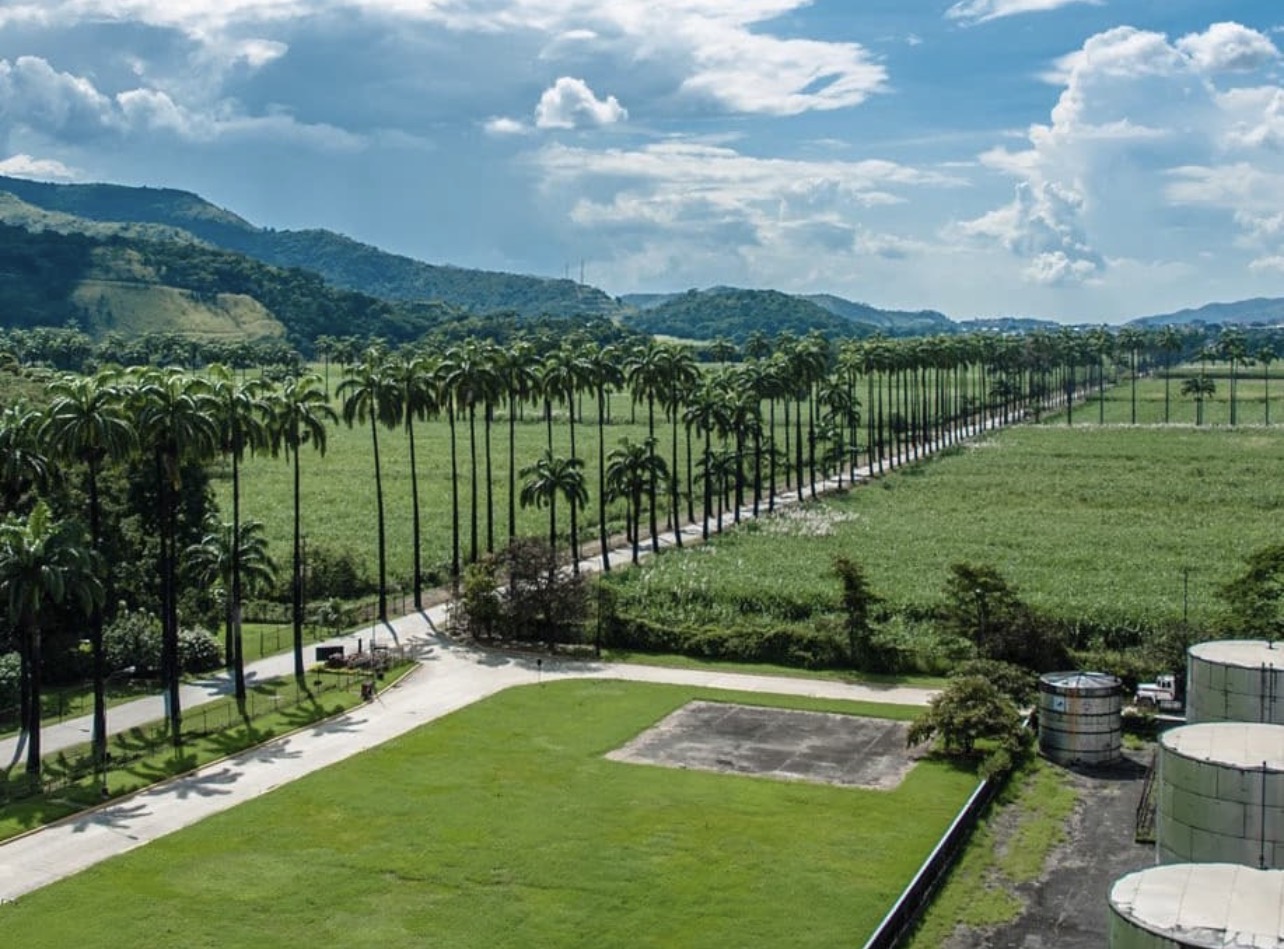 Don Alberto J. Vollmer presentó sus memorias 