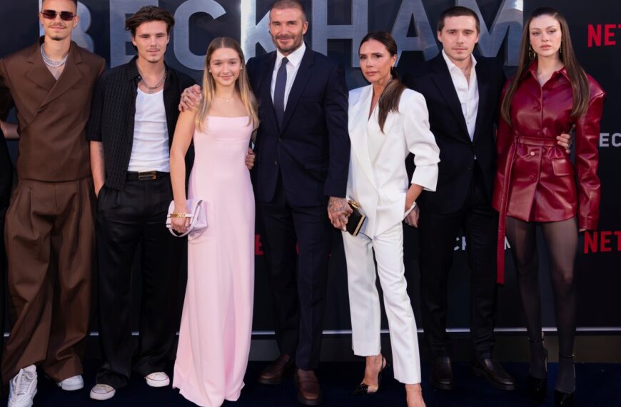 Victoria Beckham regresa triunfante con “Not Such An Innocent Girl” como número 1 en los charts ingleses 25 años después de su publicación y en medio de la gran controversia familiar