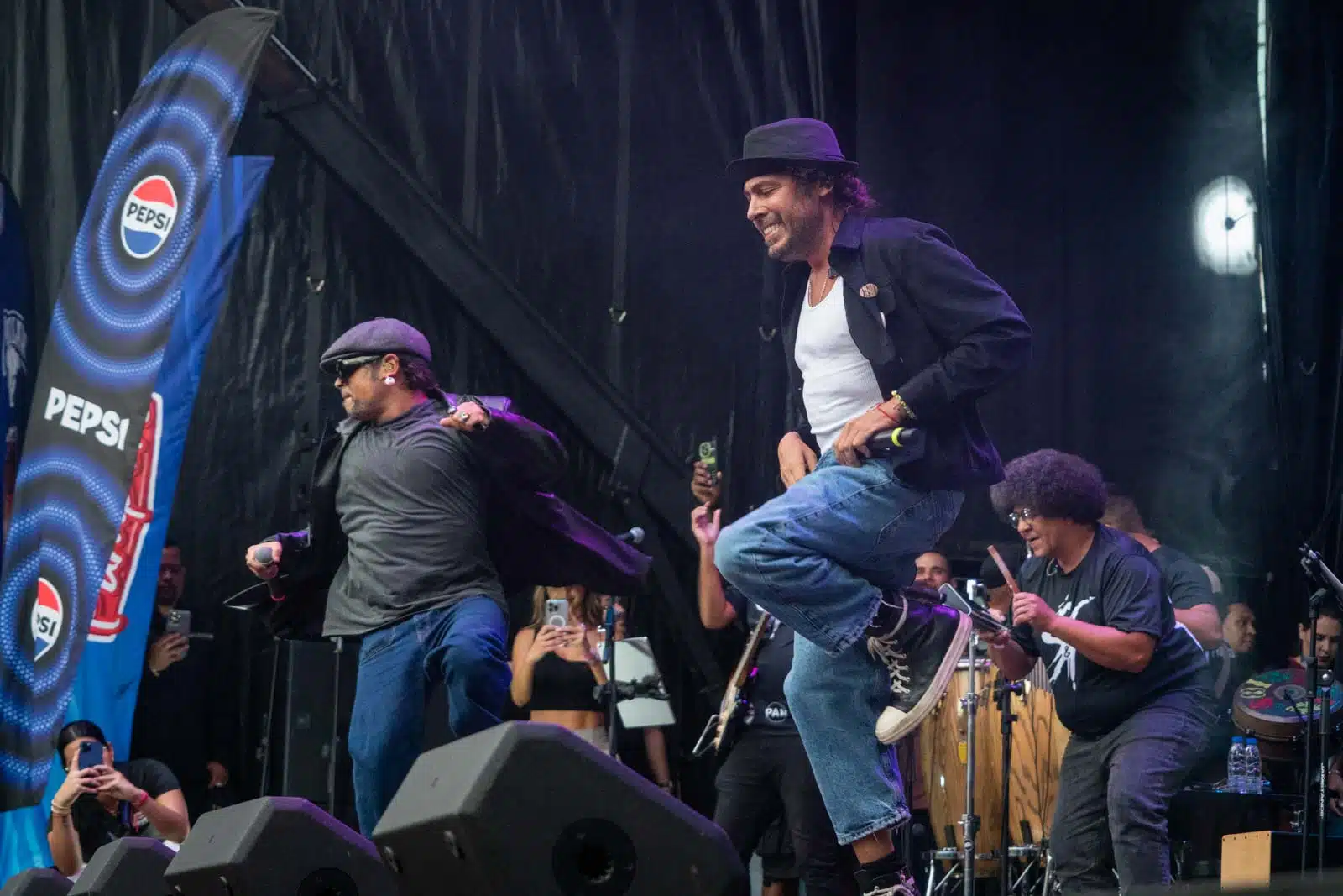 Desmienten supuesta prohibición de entrada a Argentina de Servando y Florentino