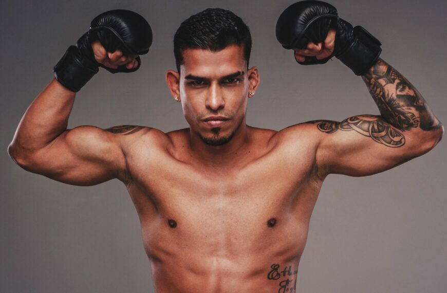 Jonny Becerra competirá en el WOW FC 2026