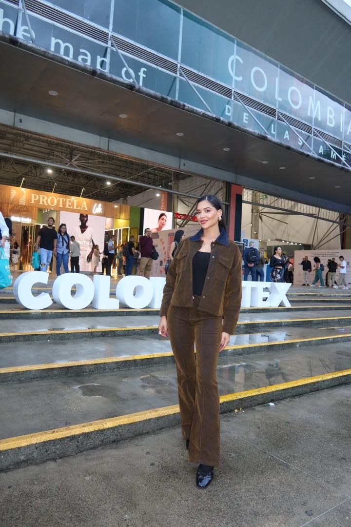 Gabriela Coronado conquista Medellín en el ColombiaTex