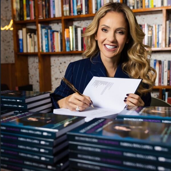 Fabrina Peña Laprea presenta su libro “Reconstrucción con Propósito”
