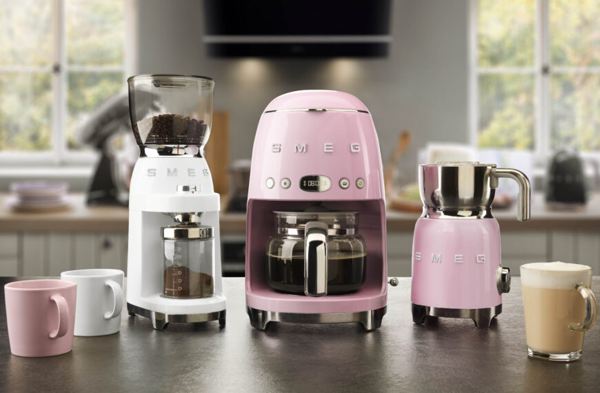 La estética de los años 50 aterriza en Venezuela: INNOVAR presenta la exclusiva colección SMEG para cocinas con estilo