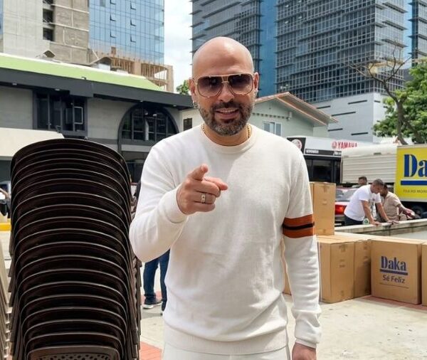 Omar Enrique estima que ayuda humanitaria recolectada en Caracas superará las 50 toneladas