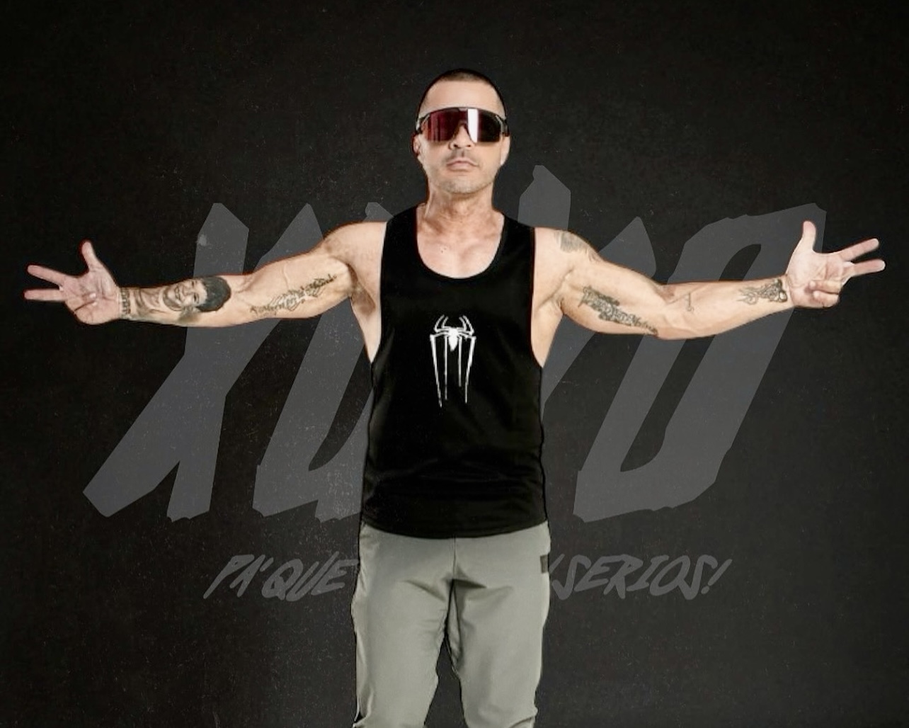 Xuxo vuelve a sus raíces con “Pégate Otra Vez”